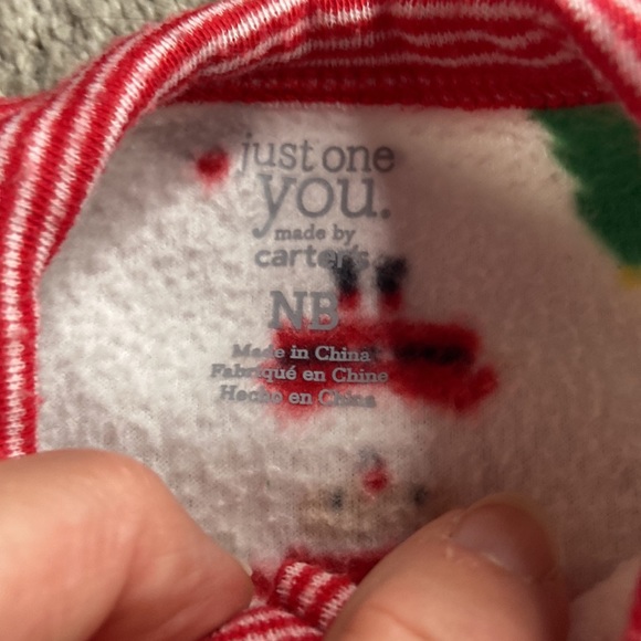 Carter’s Baby Sleeper Playsuit 2 Outfits Newborn Infant First Christmas & Dog - Picture 4 of 13